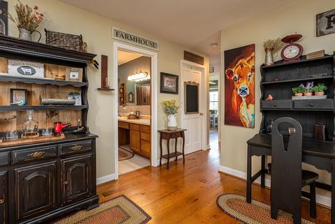 1403 Ridge Rd, Raphine, VA 24472 photo 22