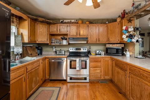 1403 Ridge Rd, Raphine, VA 24472 photo 8