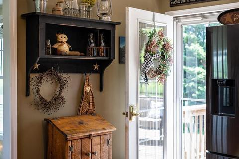 1403 Ridge Rd, Raphine, VA 24472 photo 6