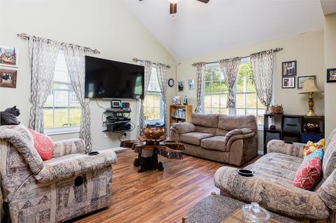 99 Lofty Cir, Stuarts Draft, VA 24477 photo 15