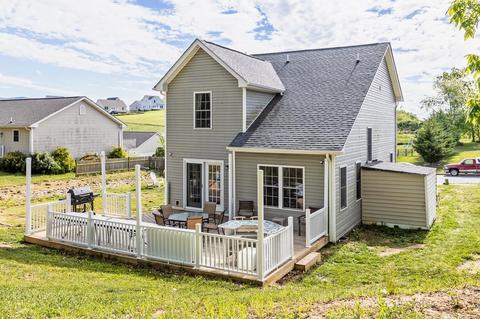99 Lofty Cir, Stuarts Draft, VA 24477 photo 6