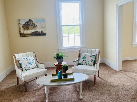 116 E Hampton St, Staunton, VA 24401 photo 4