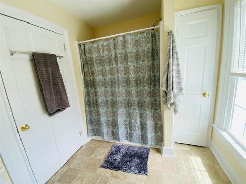 116 E Hampton St, Staunton, VA 24401 photo 21