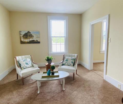 116 E Hampton St, Staunton, VA 24401 photo 5