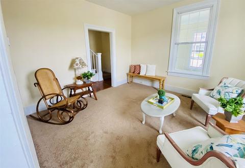 116 E Hampton St, Staunton, VA 24401 photo 7