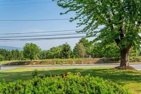 220 E Springbrook Rd, Broadway, VA 22815 photo 7