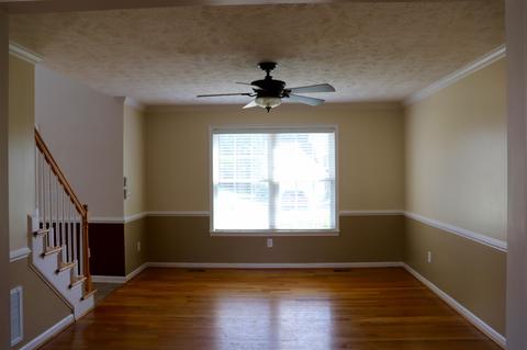 47 Ashley Dr, Stuarts Draft, VA 24477 photo 9