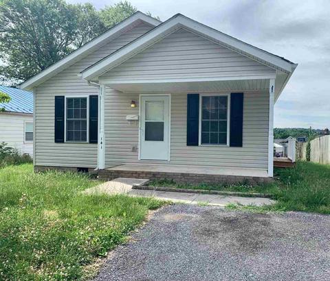 141 Straith St, Staunton, VA 24401 photo 1