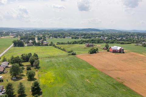 292 Wayne Ave, Stuarts Draft, VA 24477 photo 8