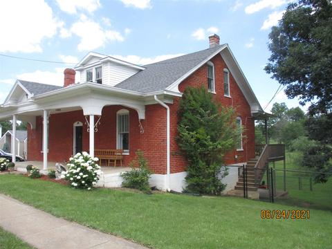 168 Draft Ave, Stuarts Draft, VA 24477 photo 4