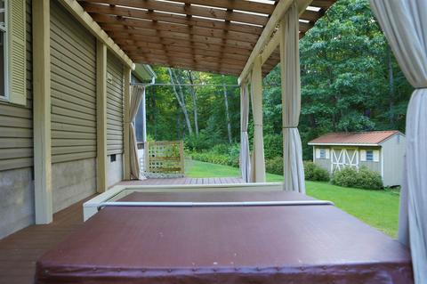 36 Berry Patch Ln, Stuarts Draft, VA 24477 photo 24