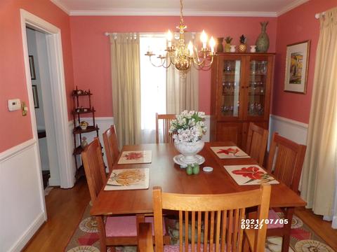 630 Maple Ave, Waynesboro, VA 22980 photo 5