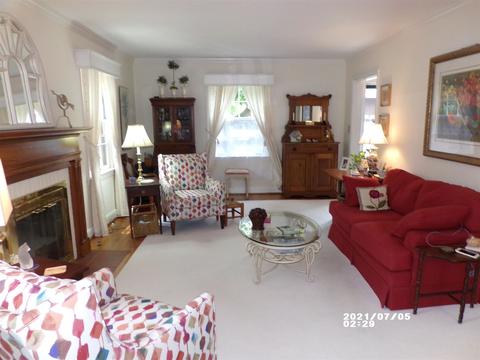 630 Maple Ave, Waynesboro, VA 22980 photo 9