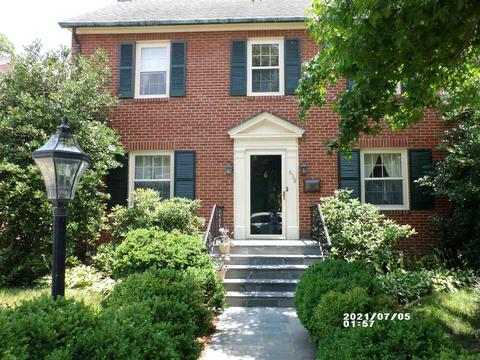 630 Maple Ave, Waynesboro, VA 22980 photo 1