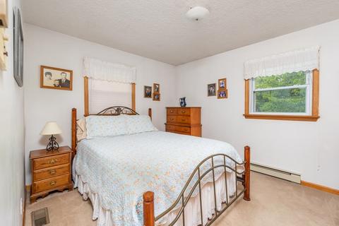 19 Essex Rd, Grottoes, VA 24441 photo 34