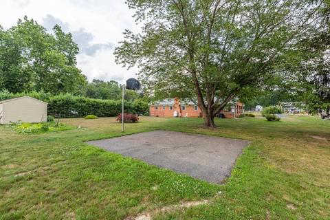 19 Essex Rd, Grottoes, VA 24441 photo 11