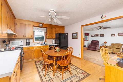 19 Essex Rd, Grottoes, VA 24441 photo 33