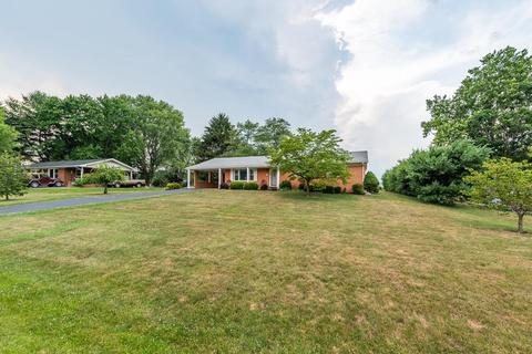 19 Essex Rd, Grottoes, VA 24441 photo 3