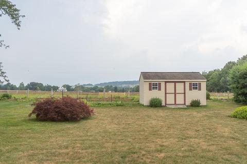 19 Essex Rd, Grottoes, VA 24441 photo 12