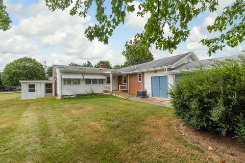 3014 Hampton Dr, Waynesboro, VA 22980 photo 21