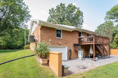 212 E Riverside Dr, Bridgewater, VA 22812 photo 5