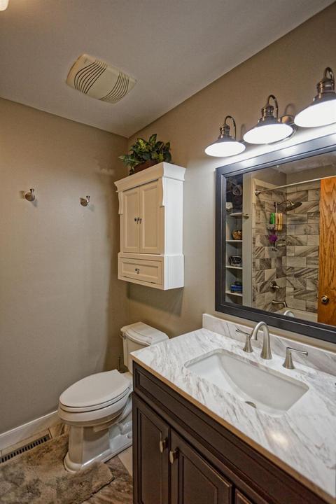 435 Eastview Ln, Raphine, VA 24472 photo 18