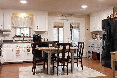 1983 Fleeburg Rd, Shenandoah, VA 22849 photo 16