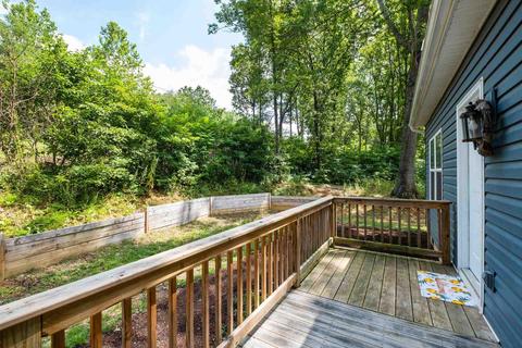 19 Liptrap Ln, Stuarts Draft, VA 24477 photo 8