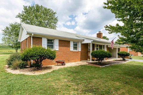 312 Wayne Ave, Stuarts Draft, VA 24477 photo 1
