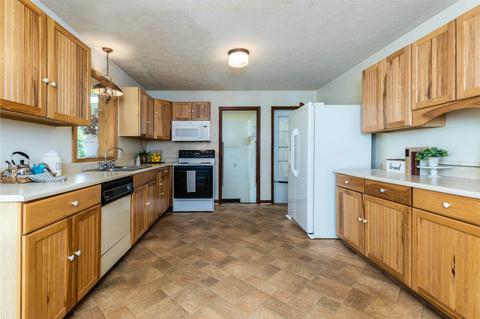 312 Wayne Ave, Stuarts Draft, VA 24477 photo 5