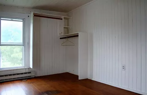 75 East Main St E, Monterey, VA 24465 photo 8