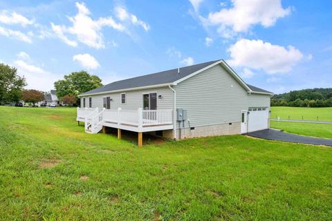 369 Leaport Rd, Mount Sidney, VA 24467 photo 3