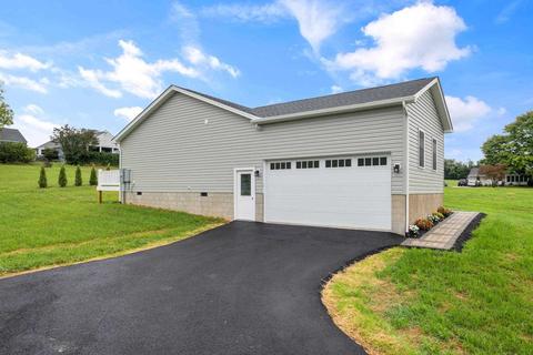 369 Leaport Rd, Mount Sidney, VA 24467 photo 2