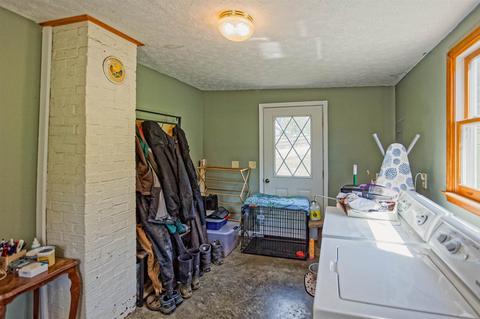 112 Walkers Creek Rd, Middlebrook, VA 24459 photo 37