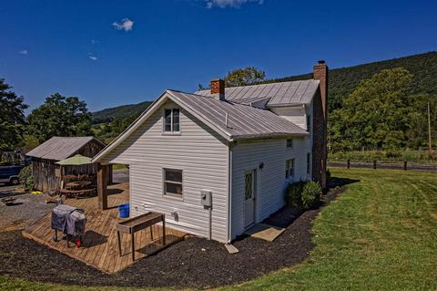 112 Walkers Creek Rd, Middlebrook, VA 24459 photo 9