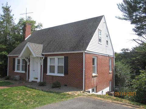 744 Pine Ave, Waynesboro, VA 22980 photo 4