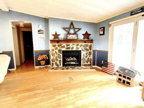 836 Fox Rd, Fairfield, VA 24435 photo 5