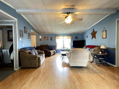 836 Fox Rd, Fairfield, VA 24435 photo 7
