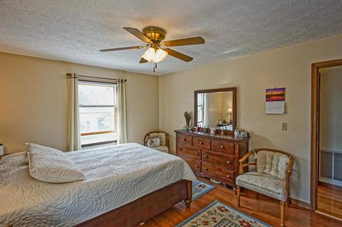 211 Cambridge Dr, Stuarts Draft, VA 24477 photo 14