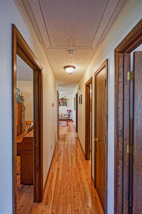 211 Cambridge Dr, Stuarts Draft, VA 24477 photo 12