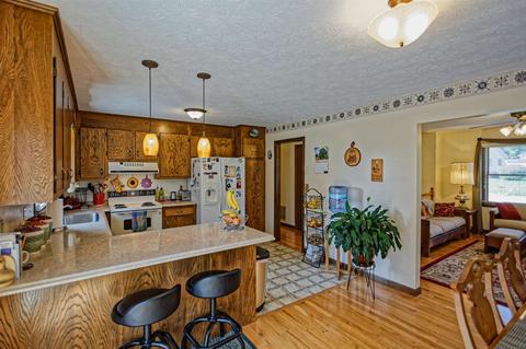 211 Cambridge Dr, Stuarts Draft, VA 24477 photo 10