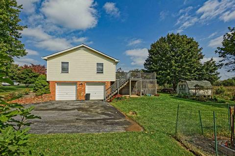 211 Cambridge Dr, Stuarts Draft, VA 24477 photo 35