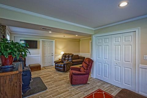 211 Cambridge Dr, Stuarts Draft, VA 24477 photo 30