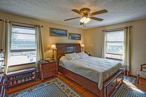 211 Cambridge Dr, Stuarts Draft, VA 24477 photo 13