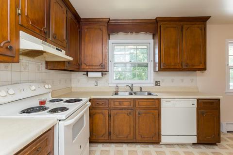 231 Cambridge Dr, Stuarts Draft, VA 24477 photo 17