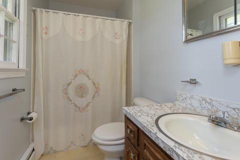 231 Cambridge Dr, Stuarts Draft, VA 24477 photo 10