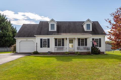 24 Spring Ridge Dr, Stuarts Draft, VA 24477 photo 1