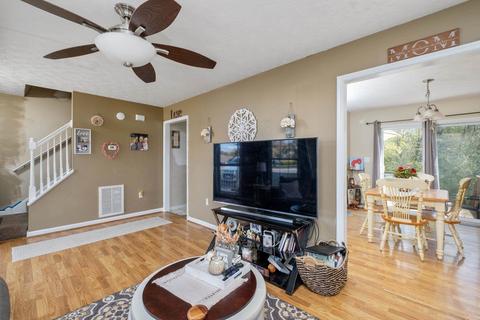 156 Iris Dr, Waynesboro, VA 22980 photo 11