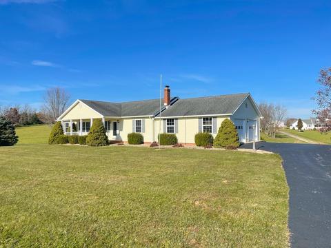 60 Dabneys Rd, Raphine, VA 24472 photo 3