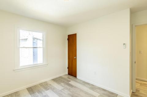 176 E Riverside Dr, Timberville, VA 22853 photo 8